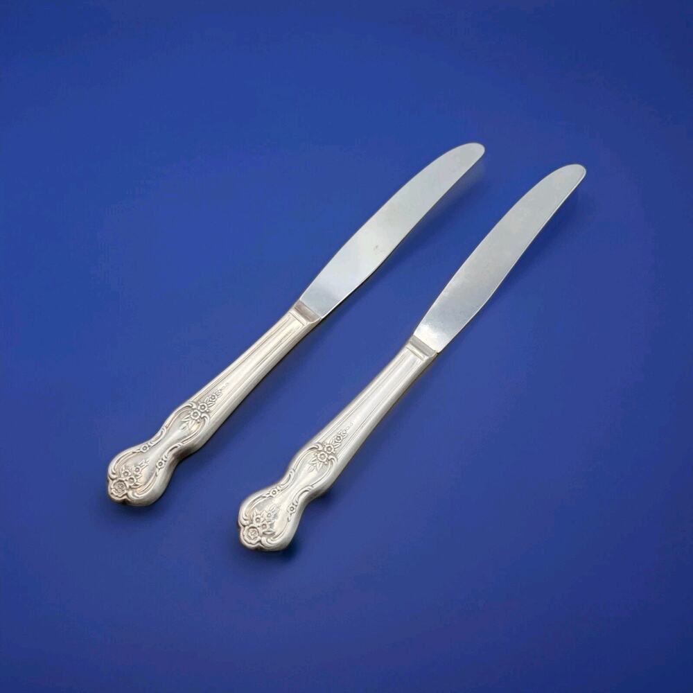 Oneida Mission Rose Set of 2 Dinner Knives Wm A Rogers Silverplate Flatware